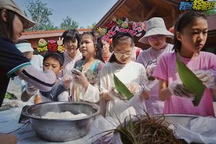 马龙：末节我们很好地终结了比赛 很多球员站了出来